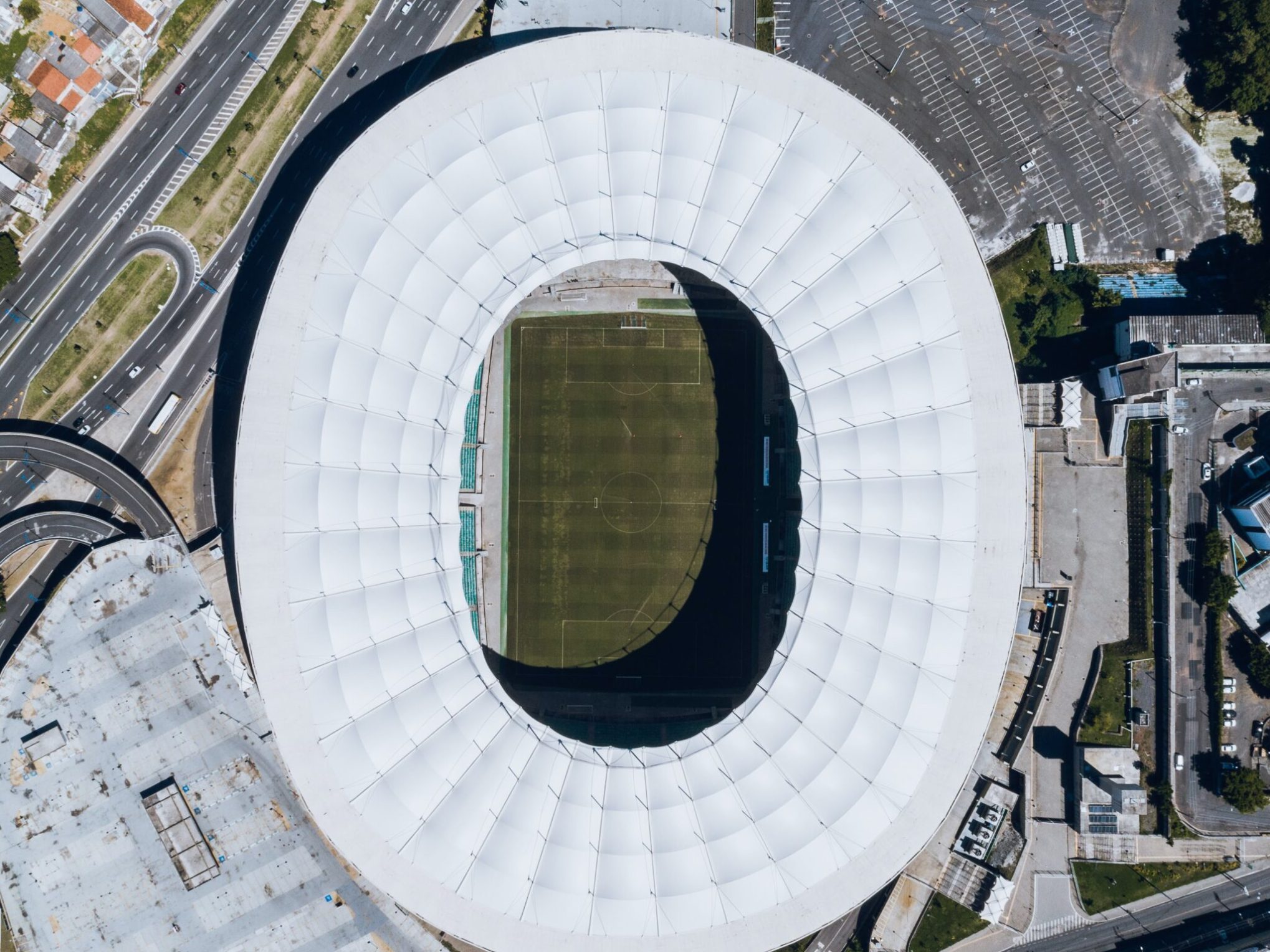 Modernização Tecnológica nos Estádios Brasileiros: Reconhecimento Facial Será Obrigatório em 2025